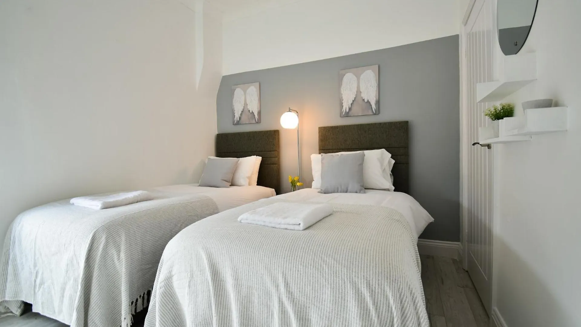 Falmouth Guest House Workstays Uk Middlesbrough